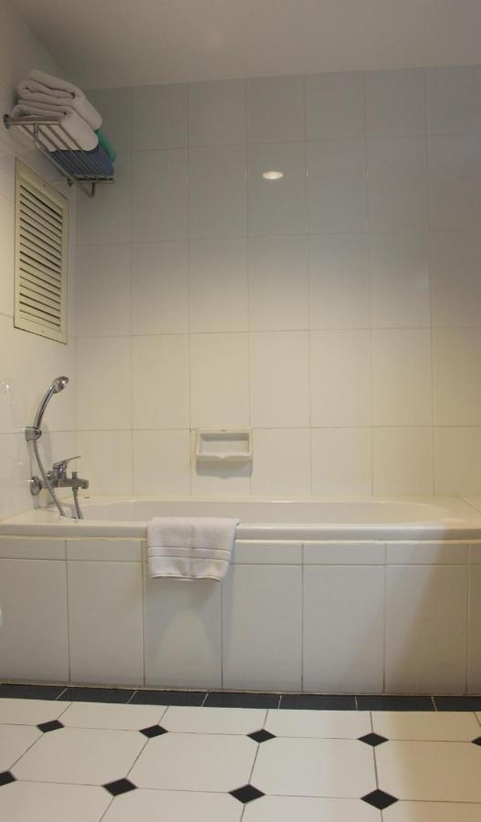 Lotus House Hotel Csomtien-part Kültér fotó